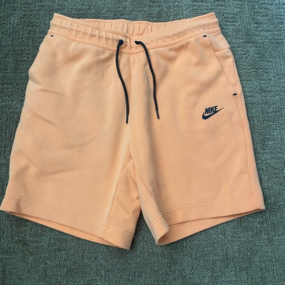 Nike Other - Nike Men's Athletic Shorts in Peach